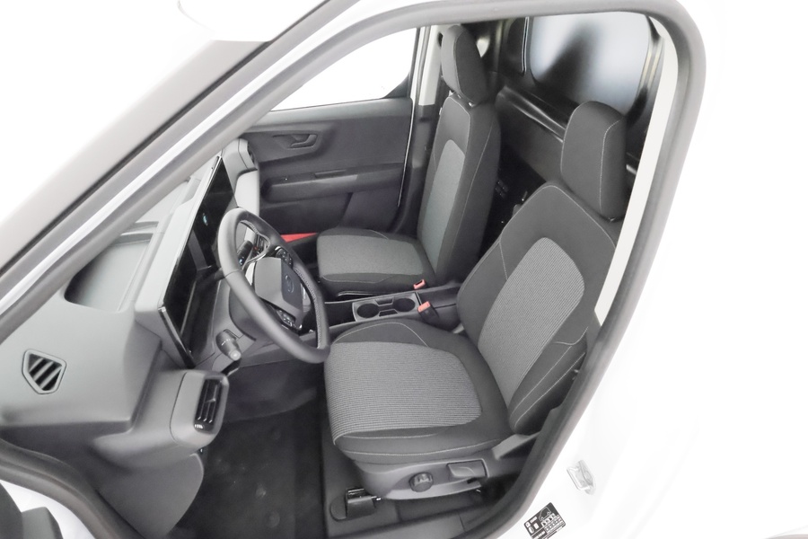 heti ajoon Ford Transit Courier