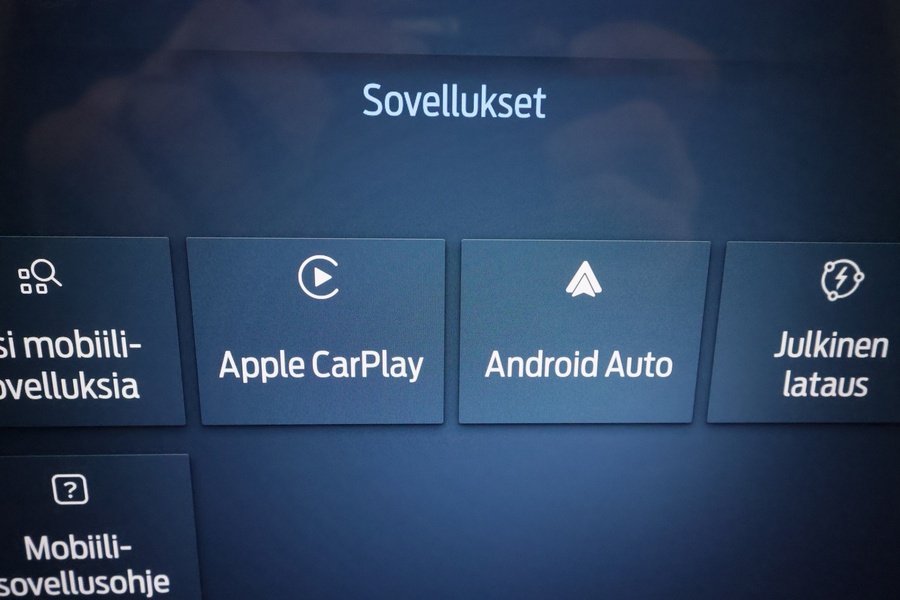 heti ajoon Ford Transit Courier