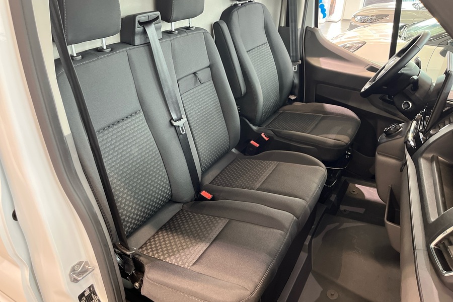 heti ajoon Ford Transit