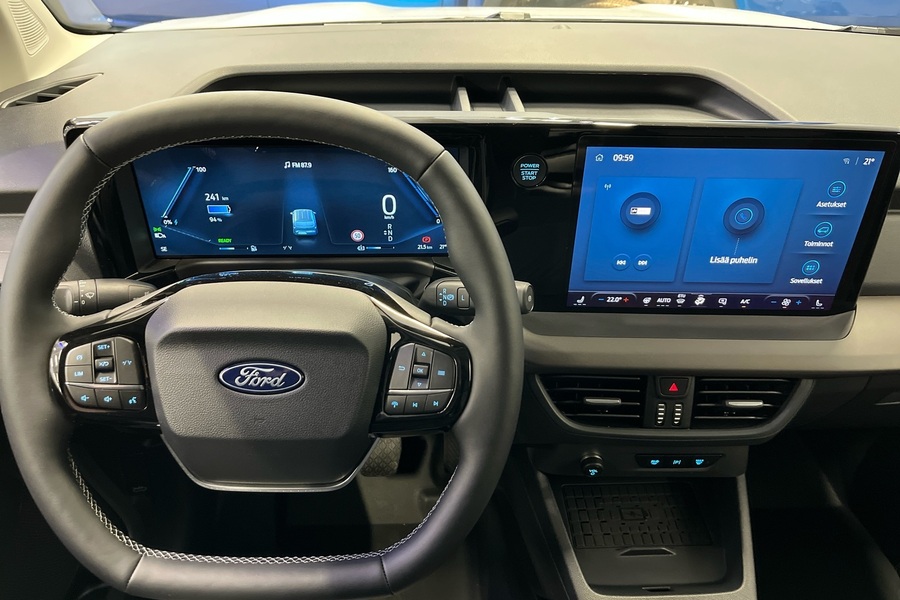 heti ajoon Ford Transit Courier