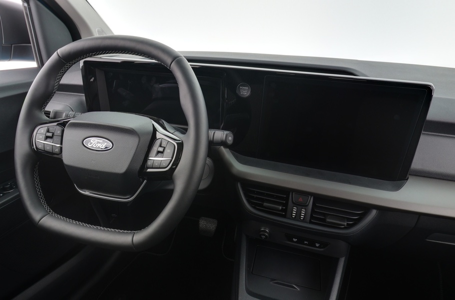 heti ajoon Ford Tourneo Courier