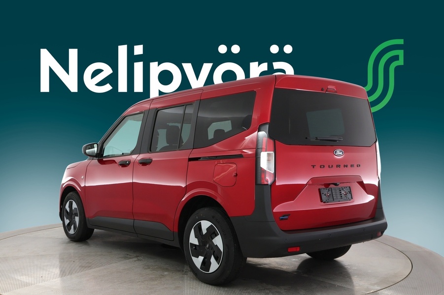 heti ajoon Ford Tourneo Courier
