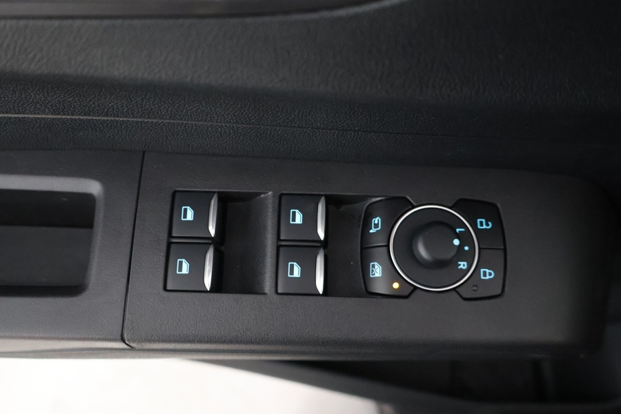 heti ajoon Ford Tourneo Courier