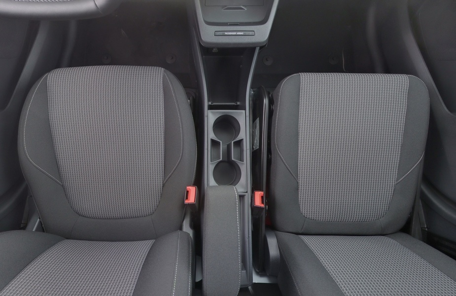 heti ajoon Ford Transit Courier