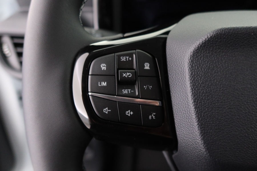 heti ajoon Ford Transit Courier