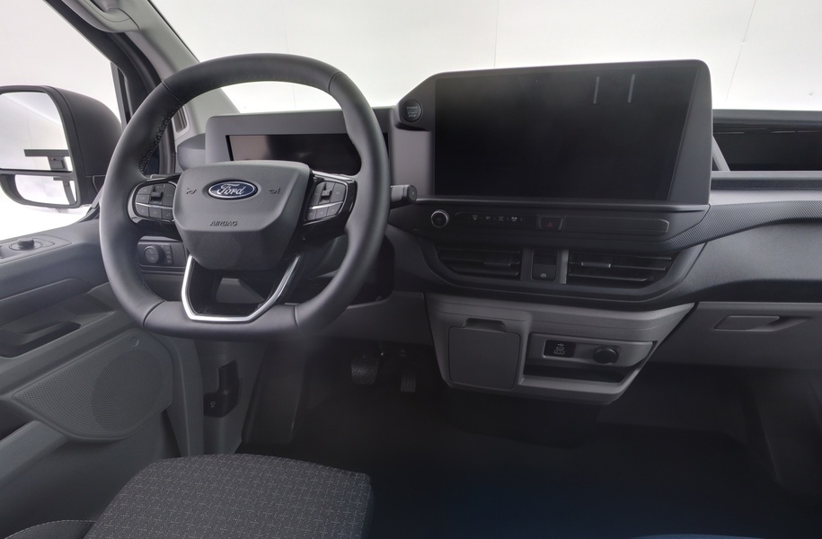 heti ajoon Ford Transit Custom