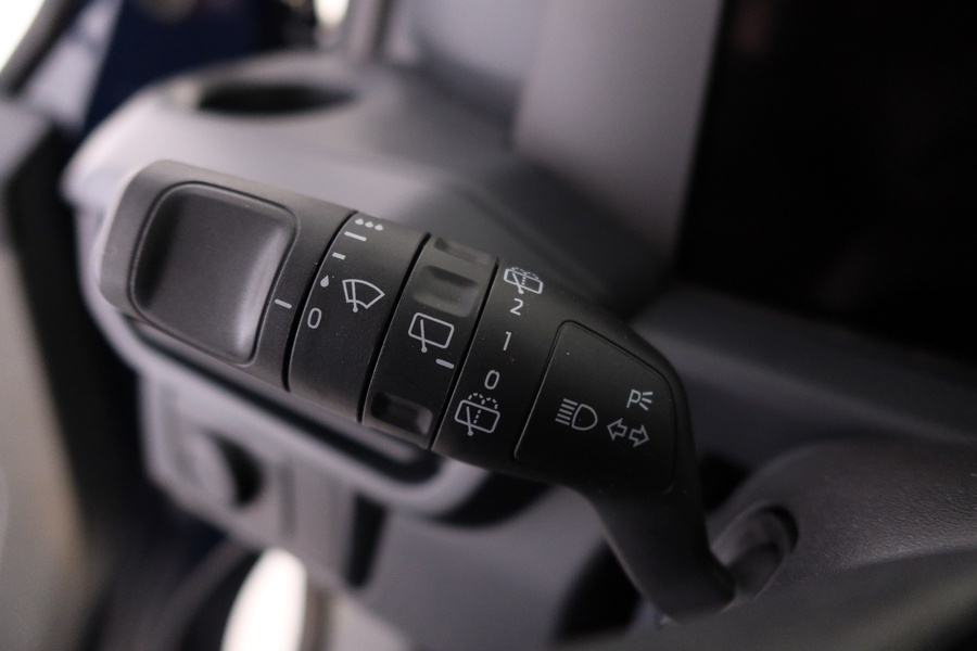 heti ajoon Ford Transit Custom