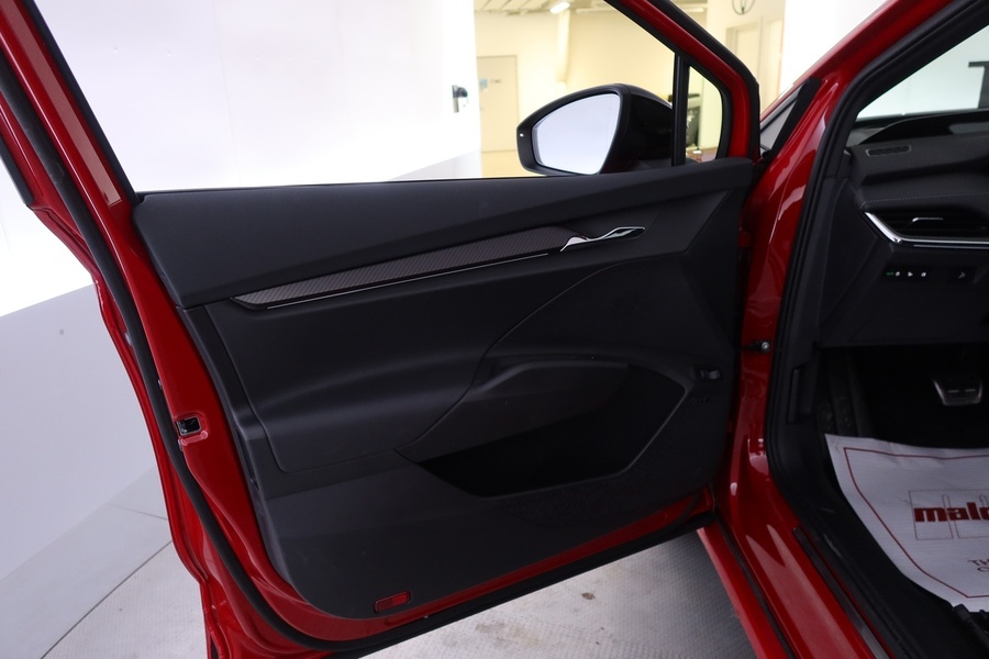 85x 4x4 SportLine Business heti ajoon Skoda Enyaq
