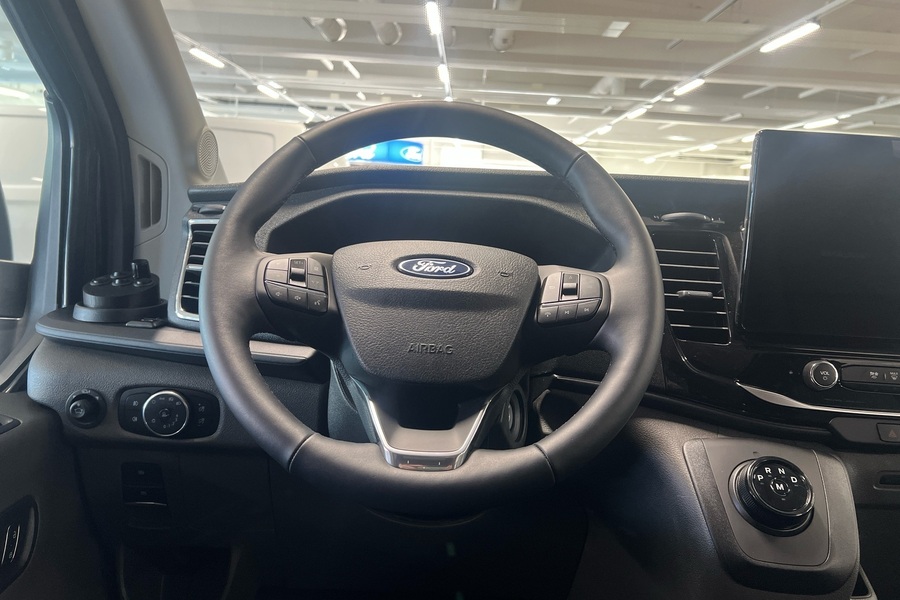 heti ajoon Ford Transit