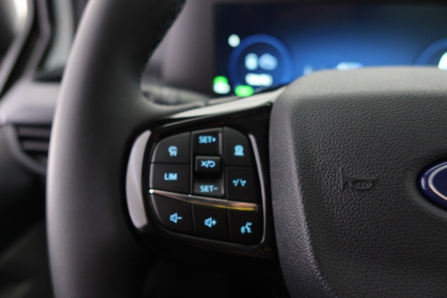 heti ajoon Ford Transit Custom