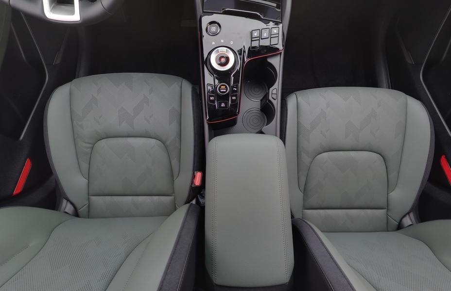 1,6 T-GDI AWD Plug-in Hybrid Edition AT 245hv - 0,99 korko + plus kulut PUH 010 504 7975 heti ajoon Kia Sportage