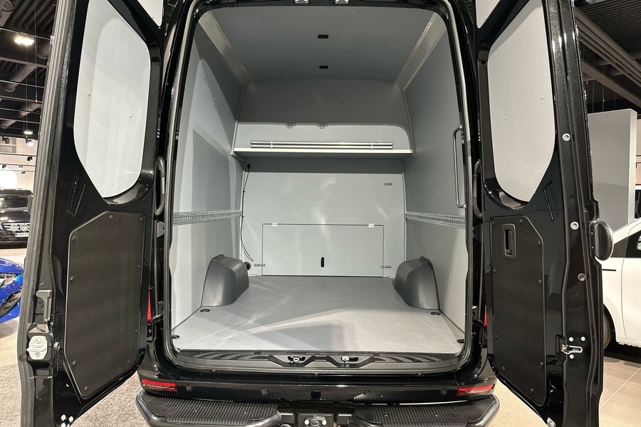 heti ajoon Mercedes-Benz Sprinter