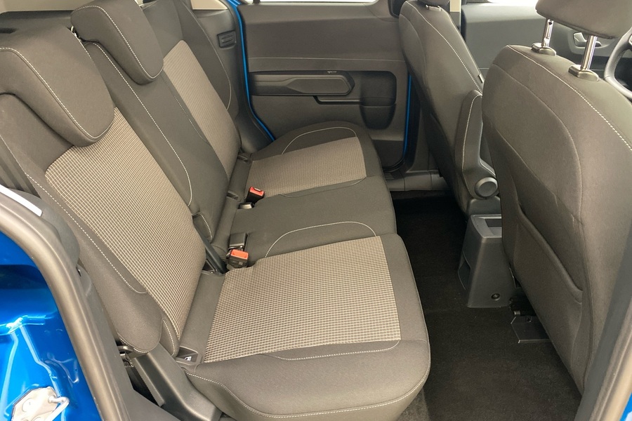 heti ajoon Ford Tourneo Courier