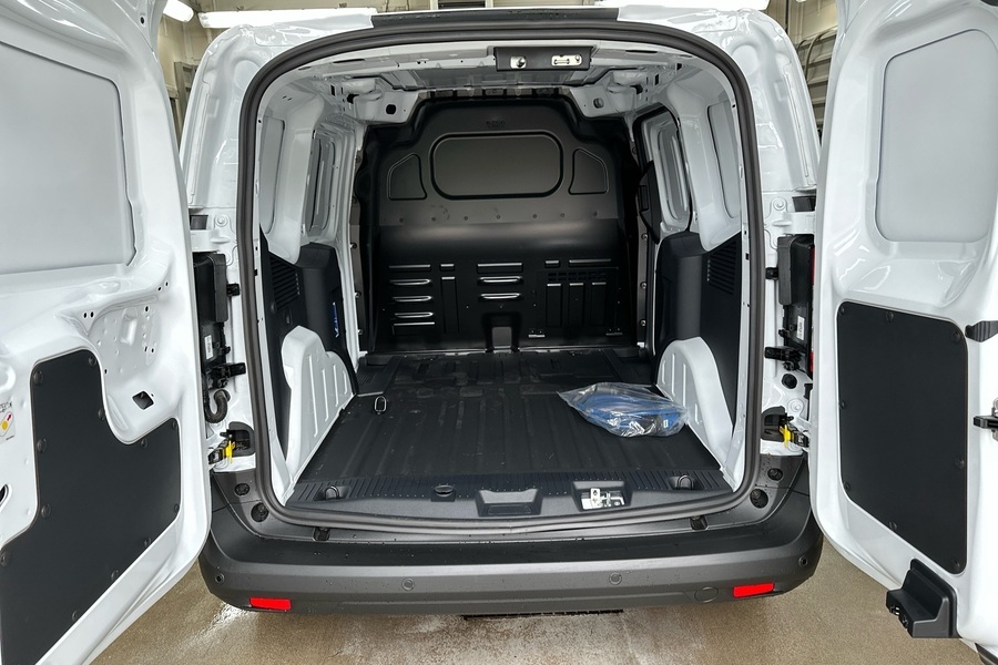 heti ajoon Ford Transit Courier