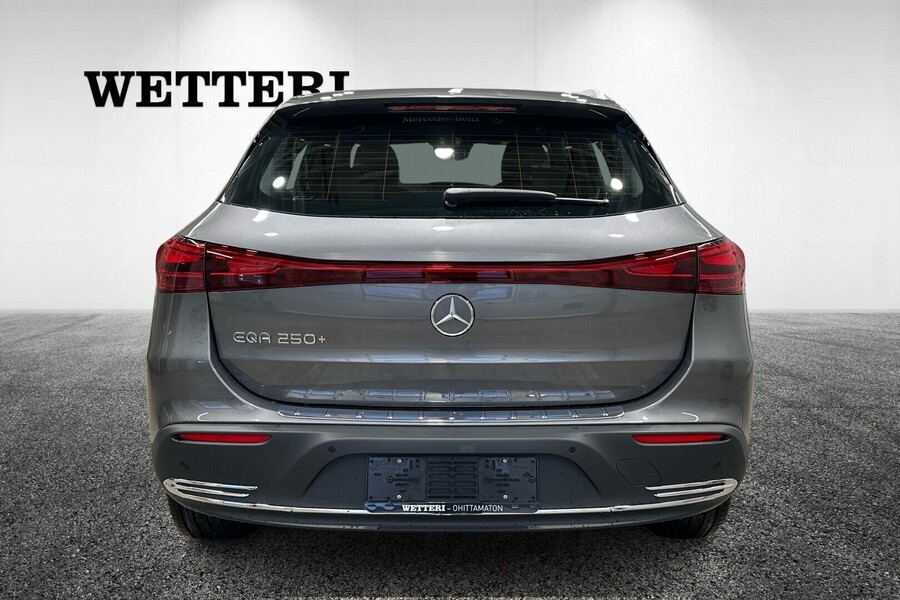 heti ajoon Mercedes-Benz EQA