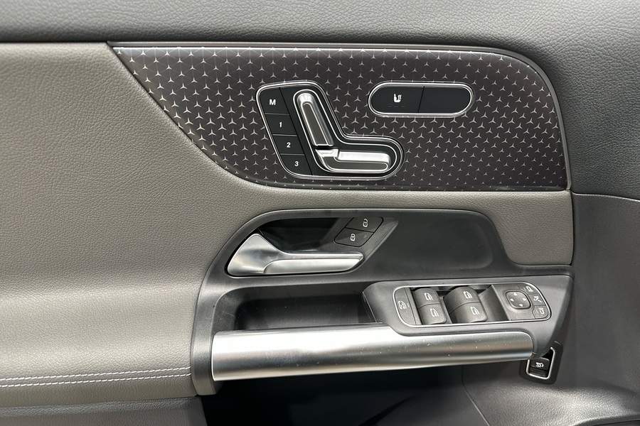 heti ajoon Mercedes-Benz EQA