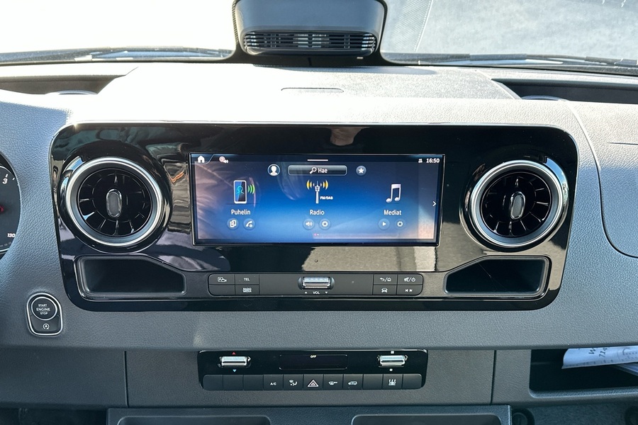 heti ajoon Mercedes-Benz Sprinter