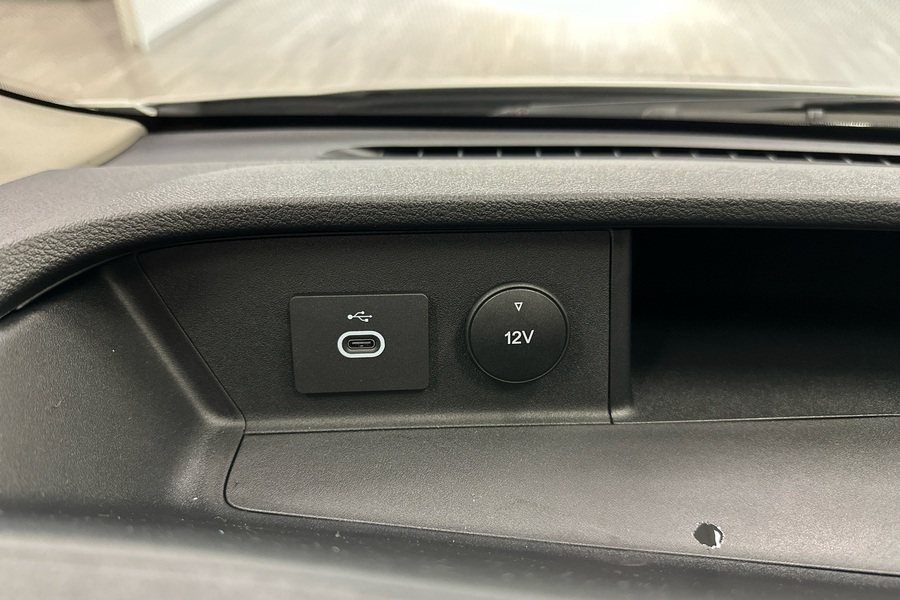 heti ajoon Ford Transit