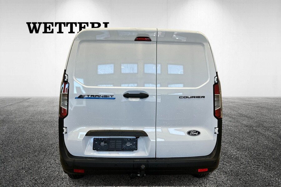 heti ajoon Ford Transit Courier
