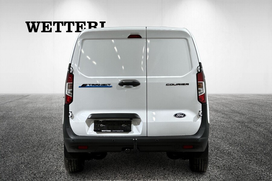 heti ajoon Ford Transit Courier