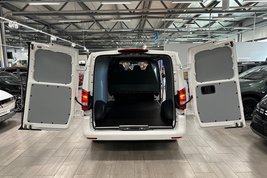 heti ajoon Mercedes-Benz Vito