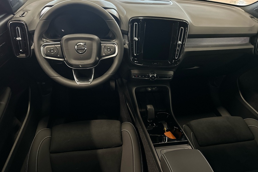 heti ajoon Volvo EC40