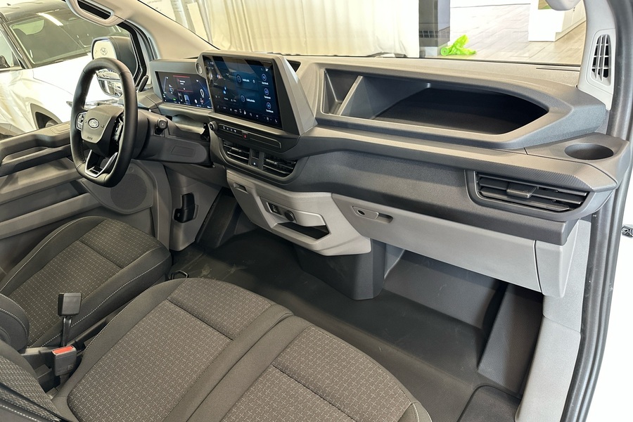 heti ajoon Ford Transit Custom