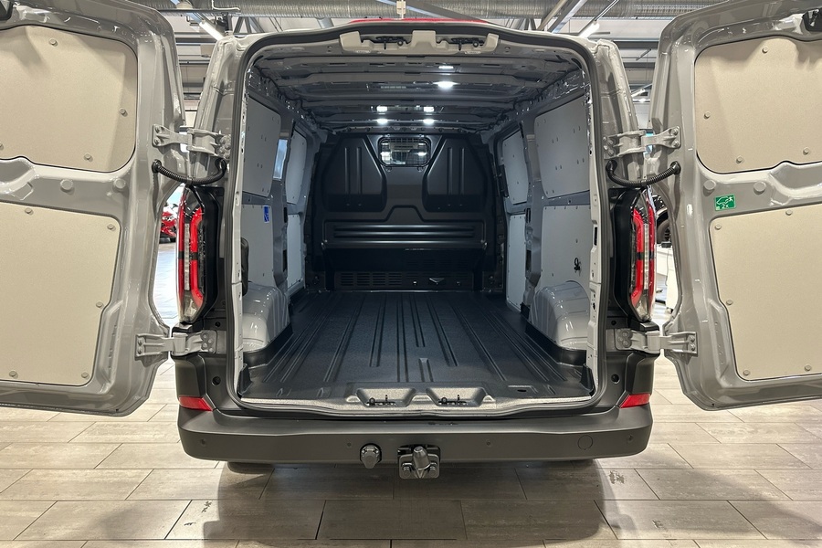 heti ajoon Ford Transit Custom