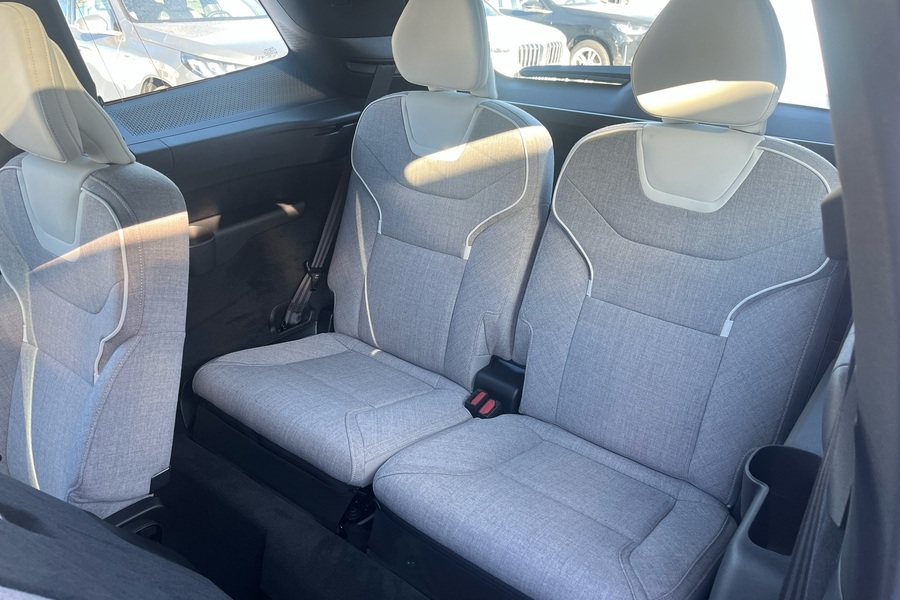 heti ajoon Volvo EX90