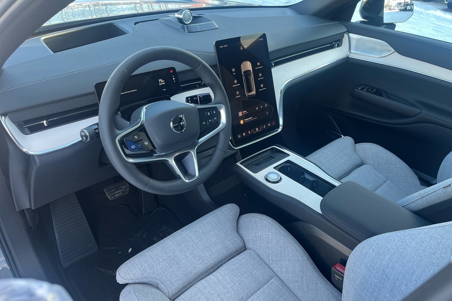 heti ajoon Volvo EX90