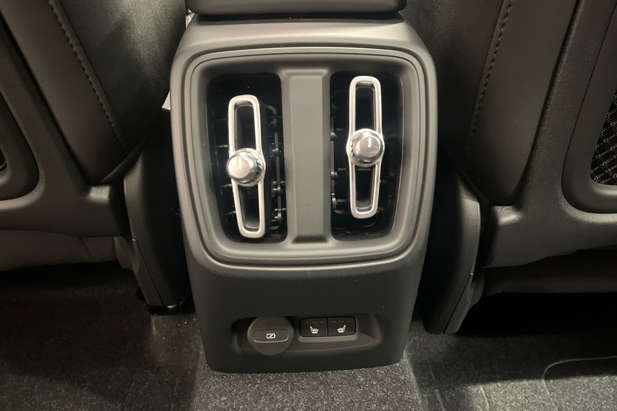 heti ajoon Volvo EX40