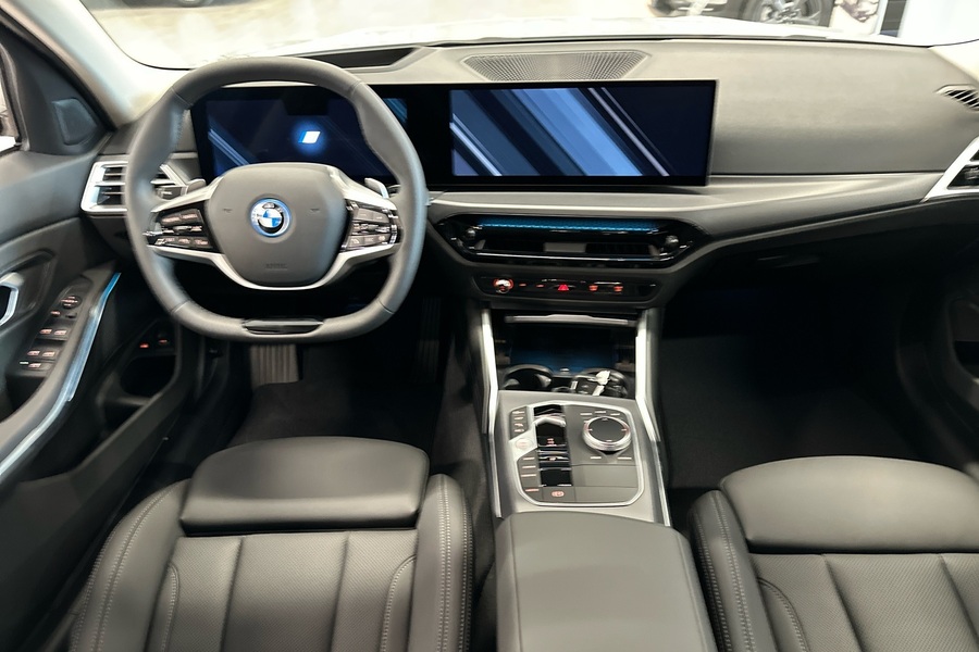 heti ajoon BMW 3-sarja