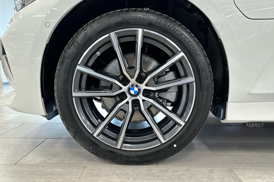 heti ajoon BMW 3-sarja