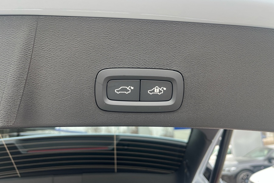 heti ajoon Volvo EX40