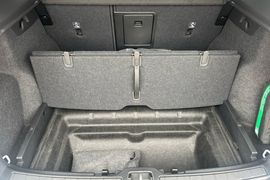 heti ajoon Volvo EX40