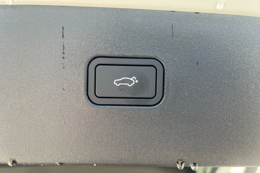 heti ajoon Volvo EX30 Cross Country