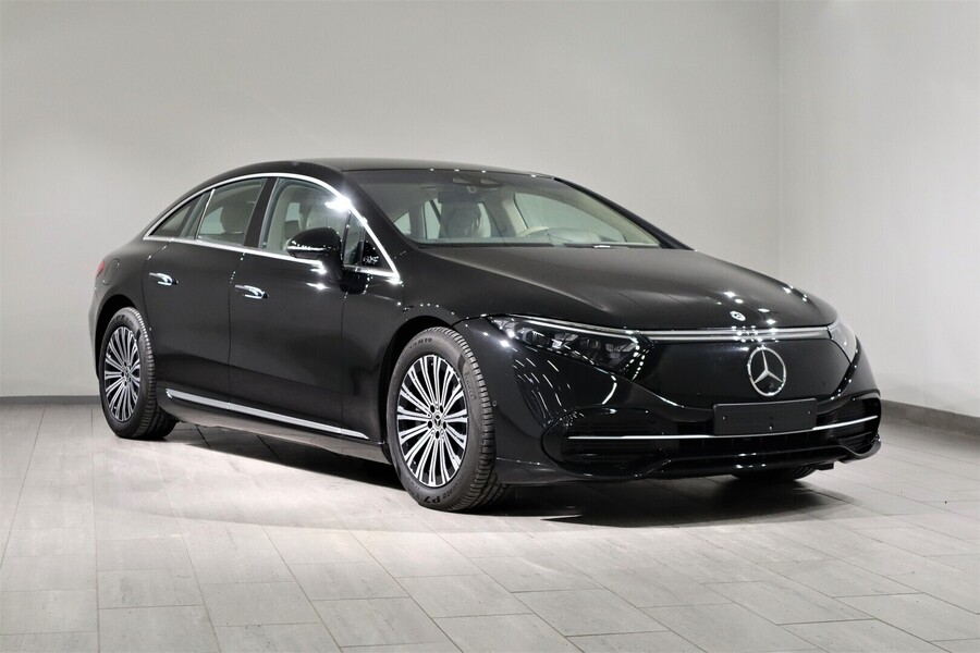 heti ajoon Mercedes-Benz EQS