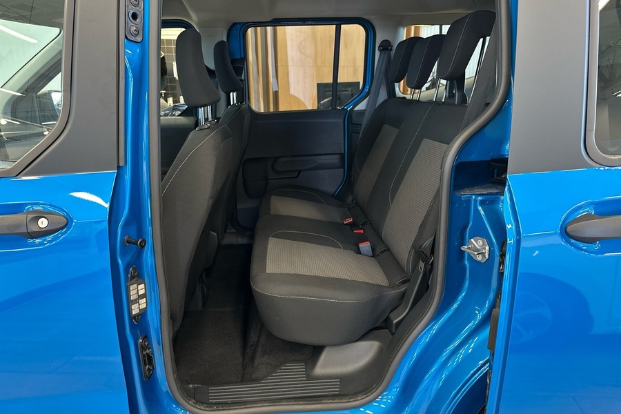 heti ajoon Ford Tourneo Courier