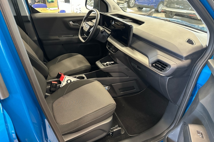 heti ajoon Ford Tourneo Courier