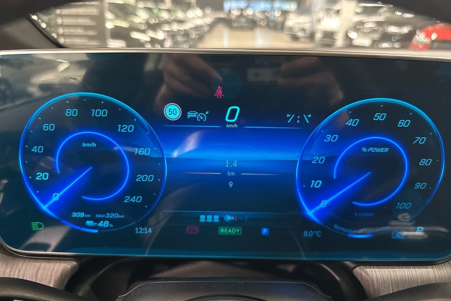 heti ajoon Mercedes-Benz EQE