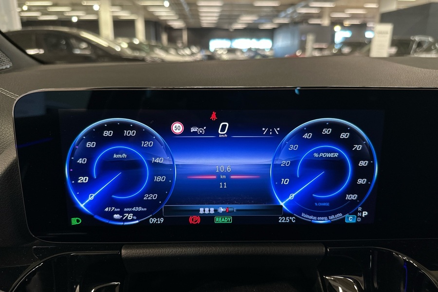 heti ajoon Mercedes-Benz EQA