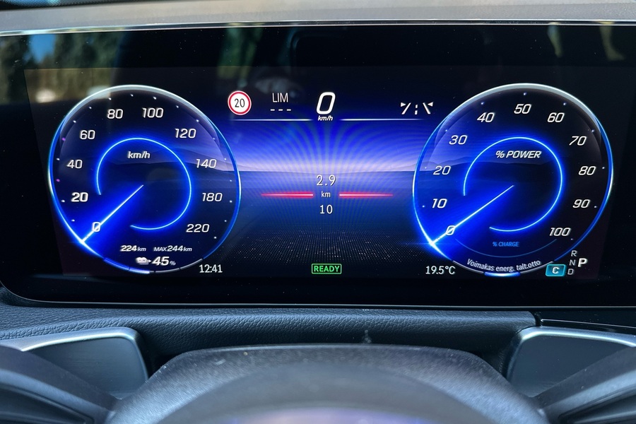 heti ajoon Mercedes-Benz EQB