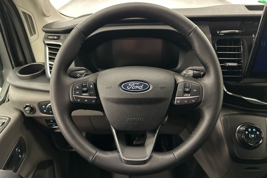 heti ajoon Ford Transit