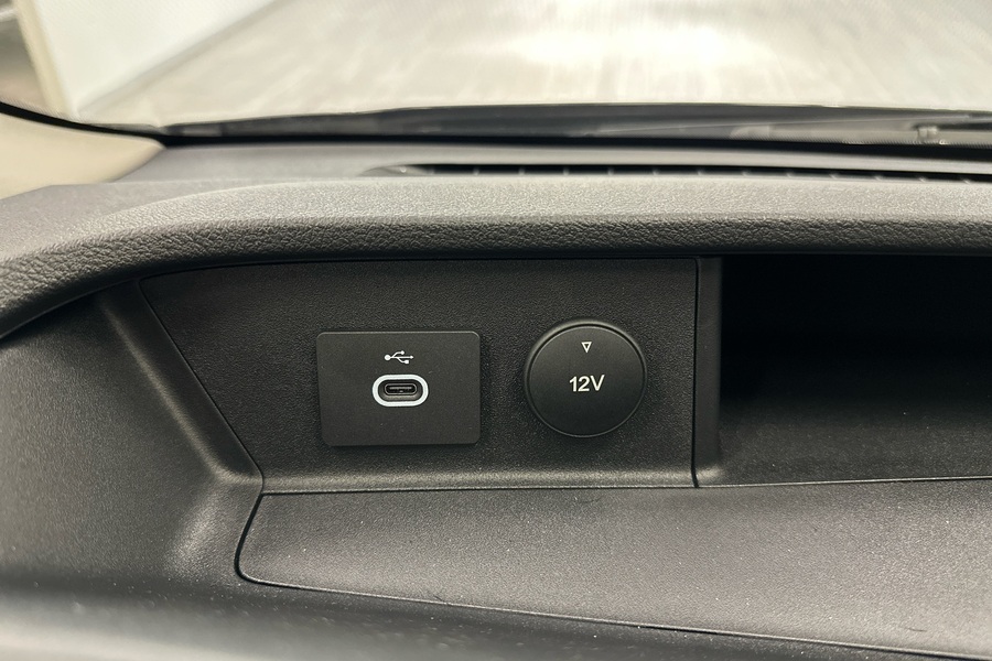 heti ajoon Ford Transit