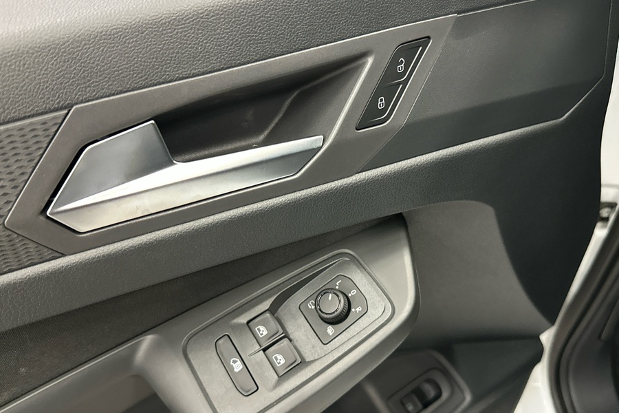 heti ajoon Ford Transit Connect