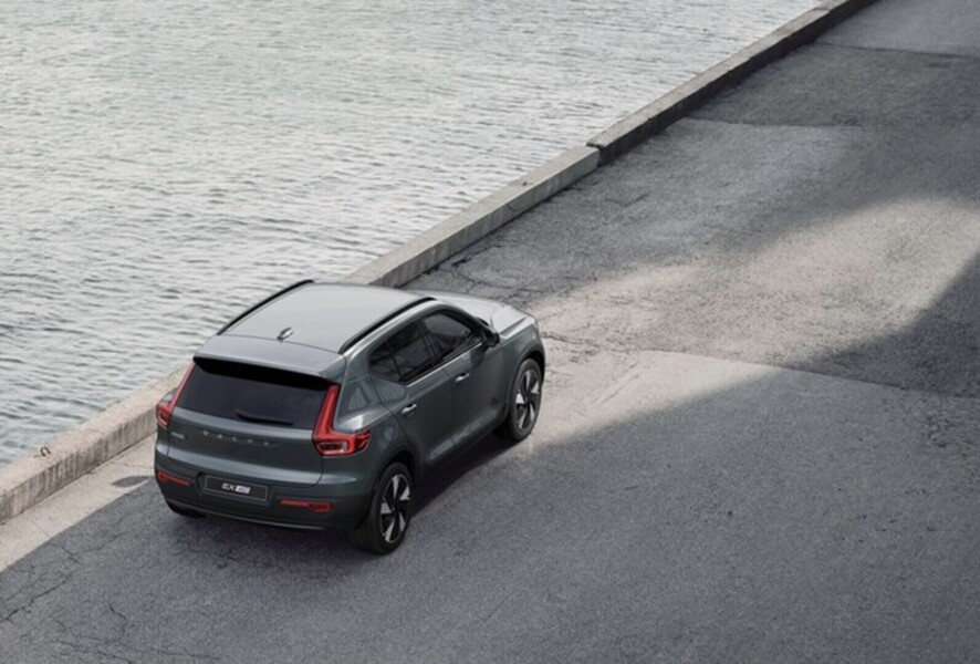 heti ajoon Volvo EX40