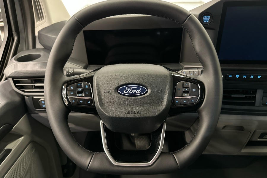 heti ajoon Ford Transit Custom