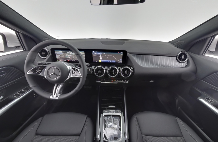 heti ajoon Mercedes-Benz GLA