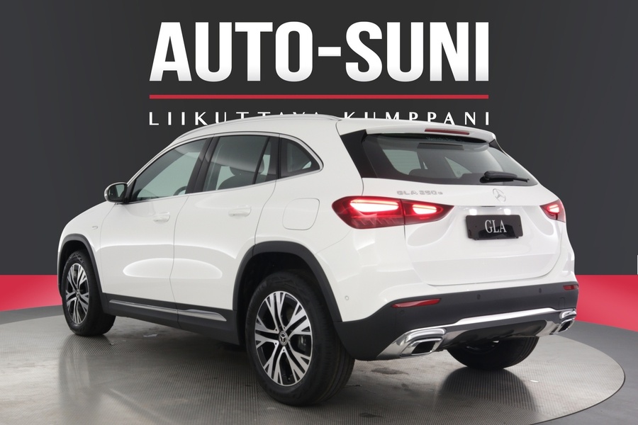 heti ajoon Mercedes-Benz GLA