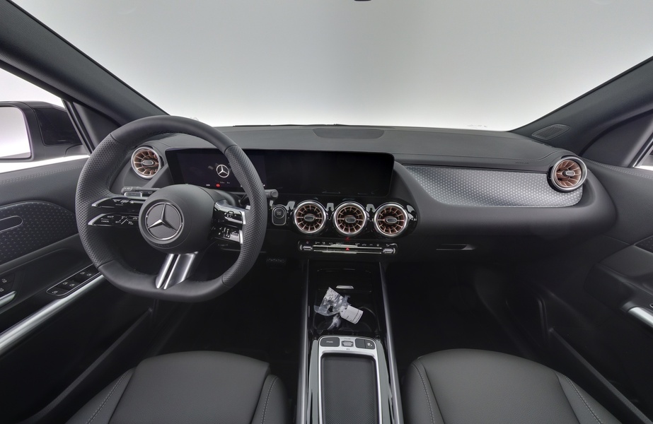 heti ajoon Mercedes-Benz EQA